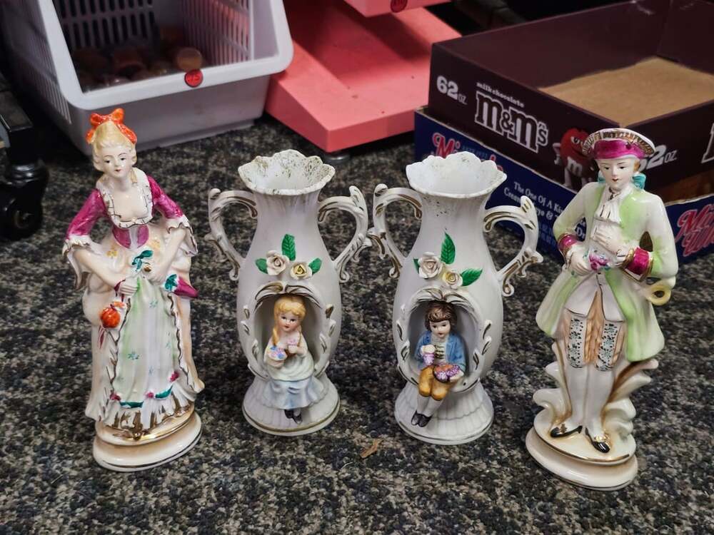 Vintage - Pair of Victorian Style Porcelain Vases - Flowers and 3D Figurines - ,